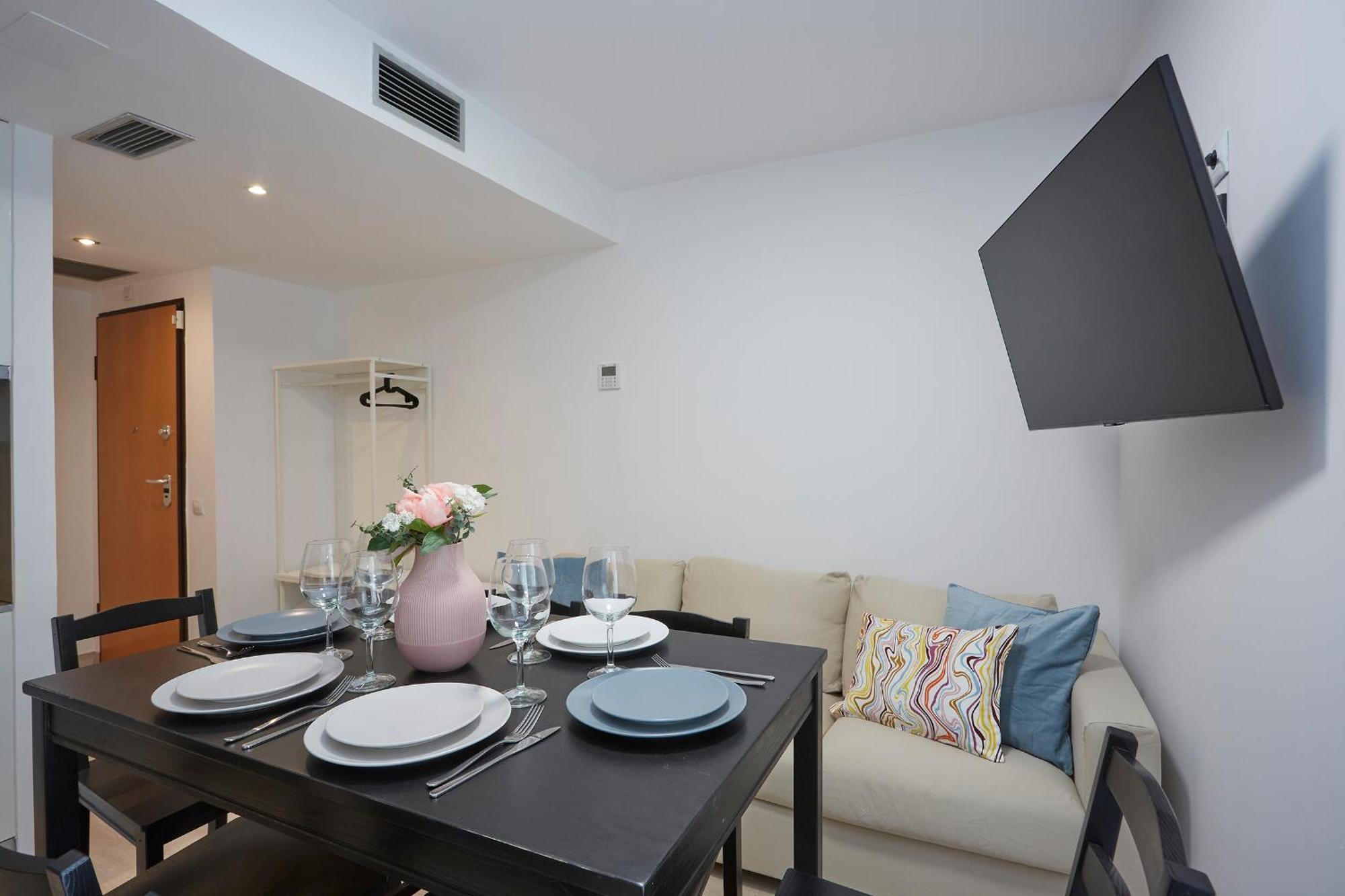 Three Bedroom Two Bathroom Apartment Close To Beach Barcelona Exteriör bild