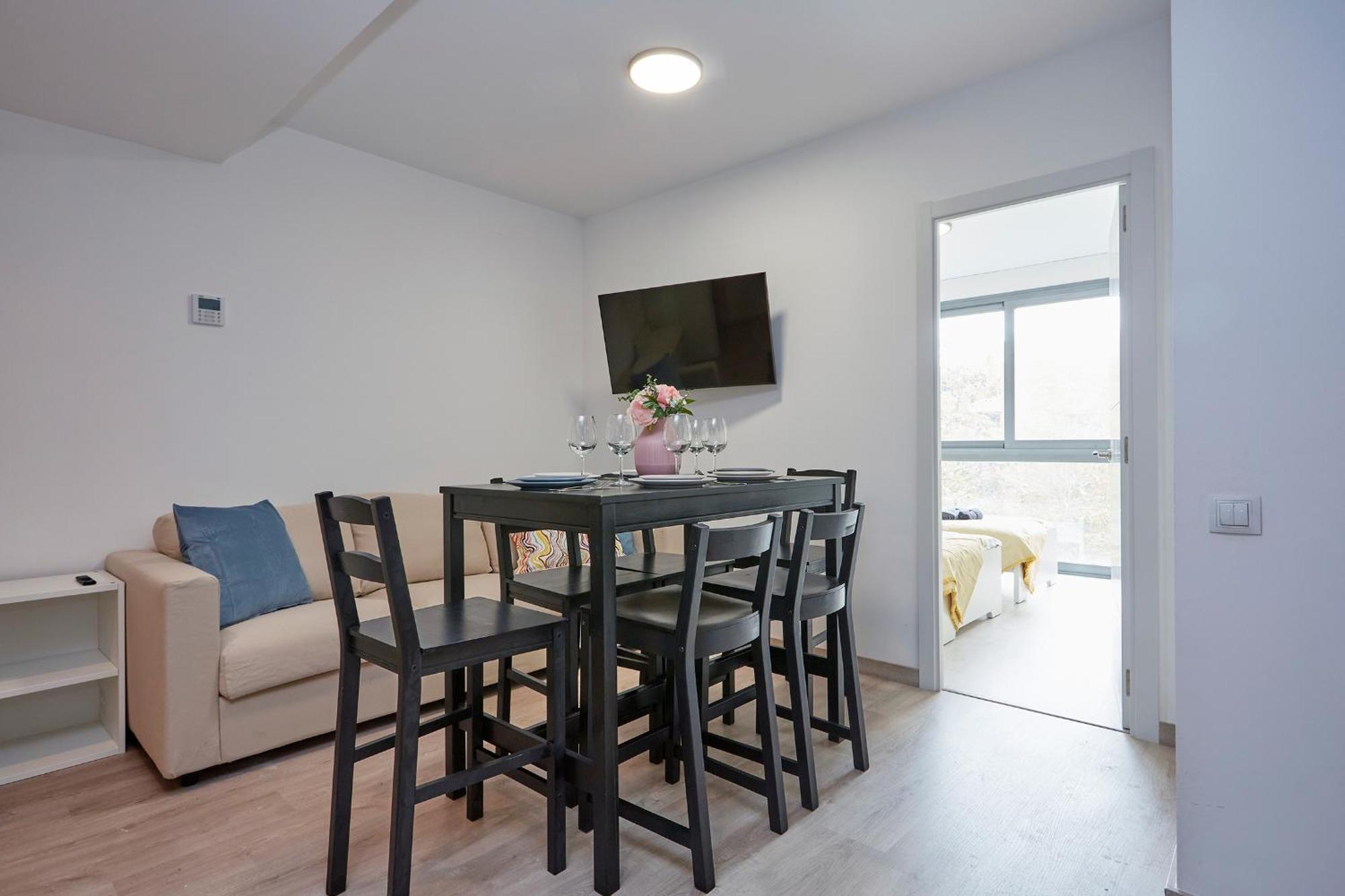 Three Bedroom Two Bathroom Apartment Close To Beach Barcelona Exteriör bild
